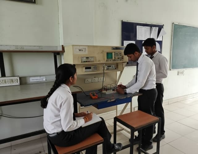 KIT Kanpur Infrastructure photo 12